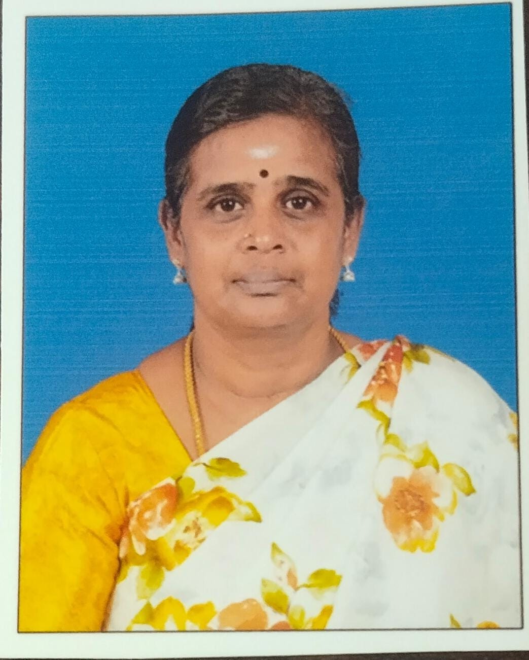 Smt M. Gomathi